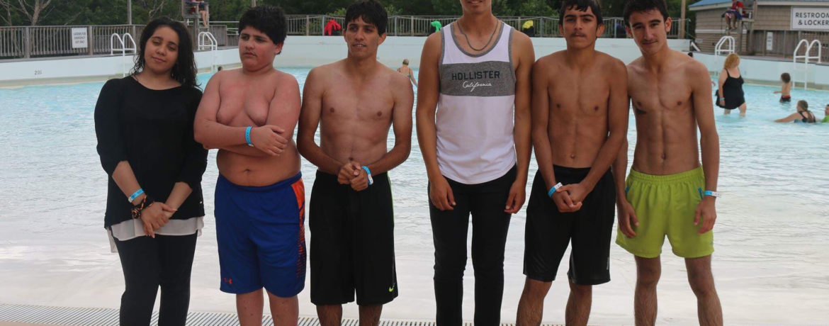 Ambassador Scholar Takes Refugees to Local Water Park